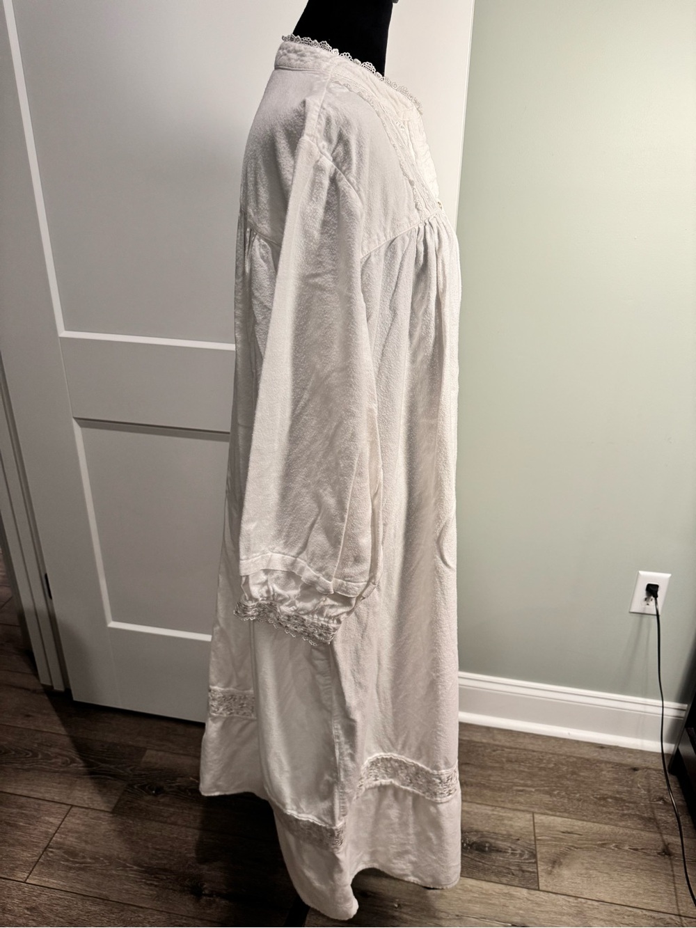 Eileen West White HIGHNECK Long Ballet Nightgown XL cottage fairy croquet lace - Picture 4 of 9